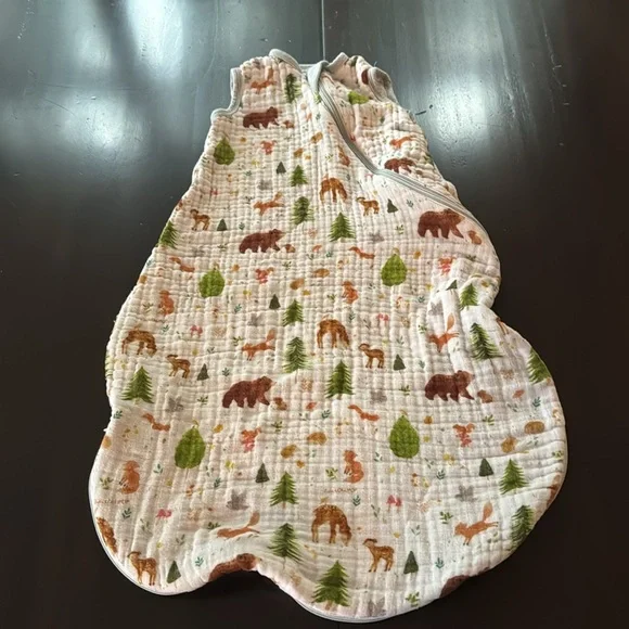 Loulou Lollipop Lightweight Muslin Sleep Bag 1 TOG - Forest Friends - 3-12m - Picture 2 of 5